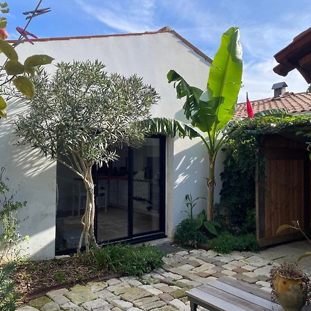 Maison Independante Avec Jardin, Tres Calme, Centre Ville La Rochelle Ла-Рошель Екстер'єр фото